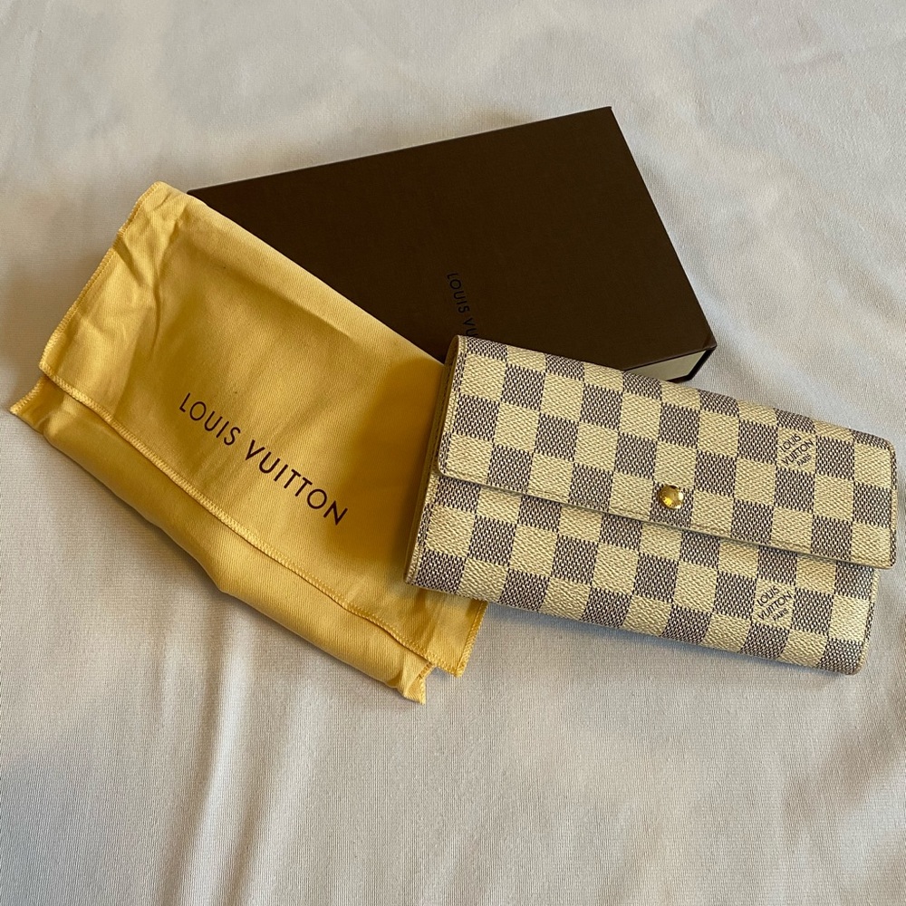 Louis Vuitton Wallet